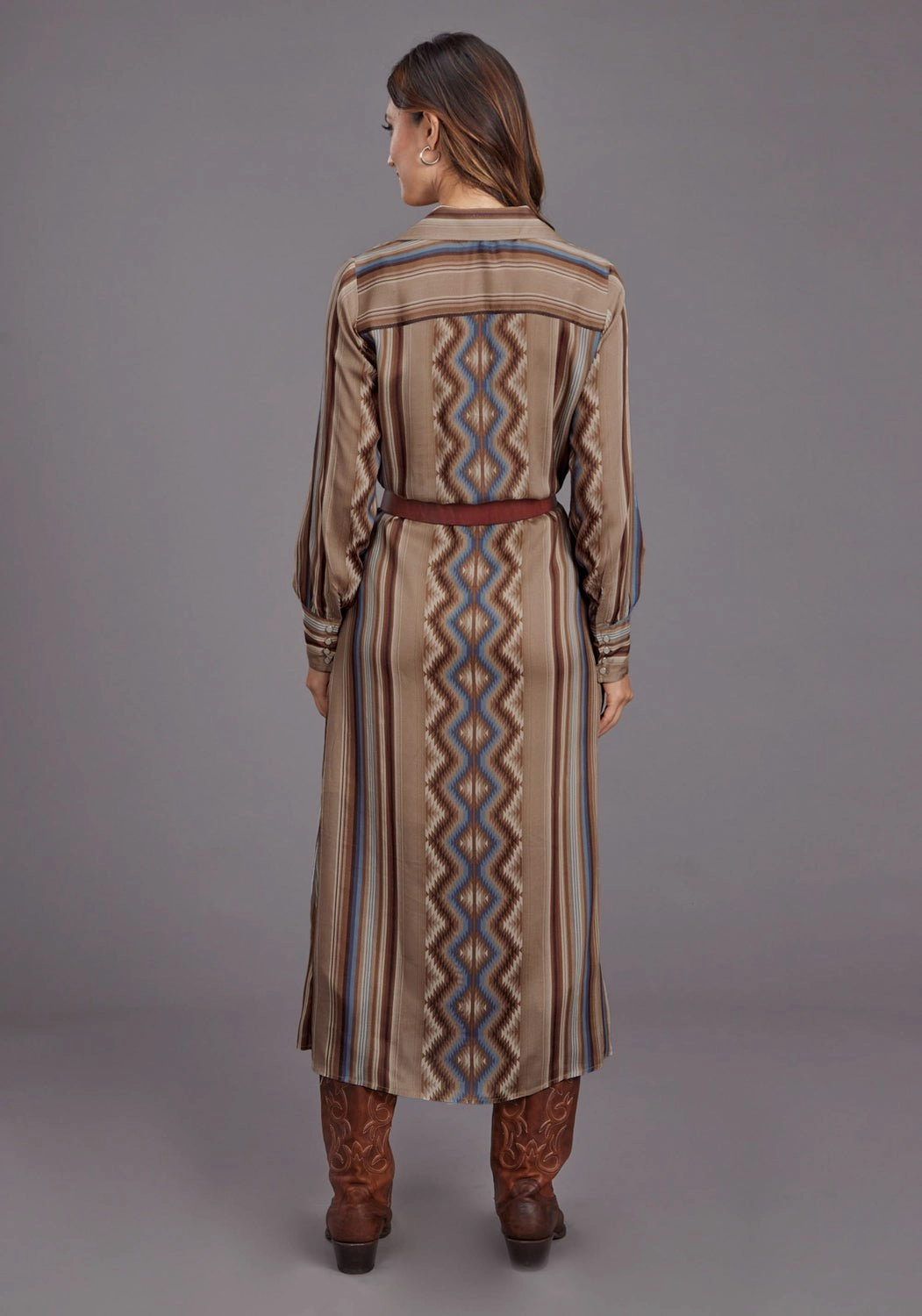 MoistureWicking Technology Sustainable Fibers Stetson Womens Serape Herringbone Sand 100% Rayon L/S Dress