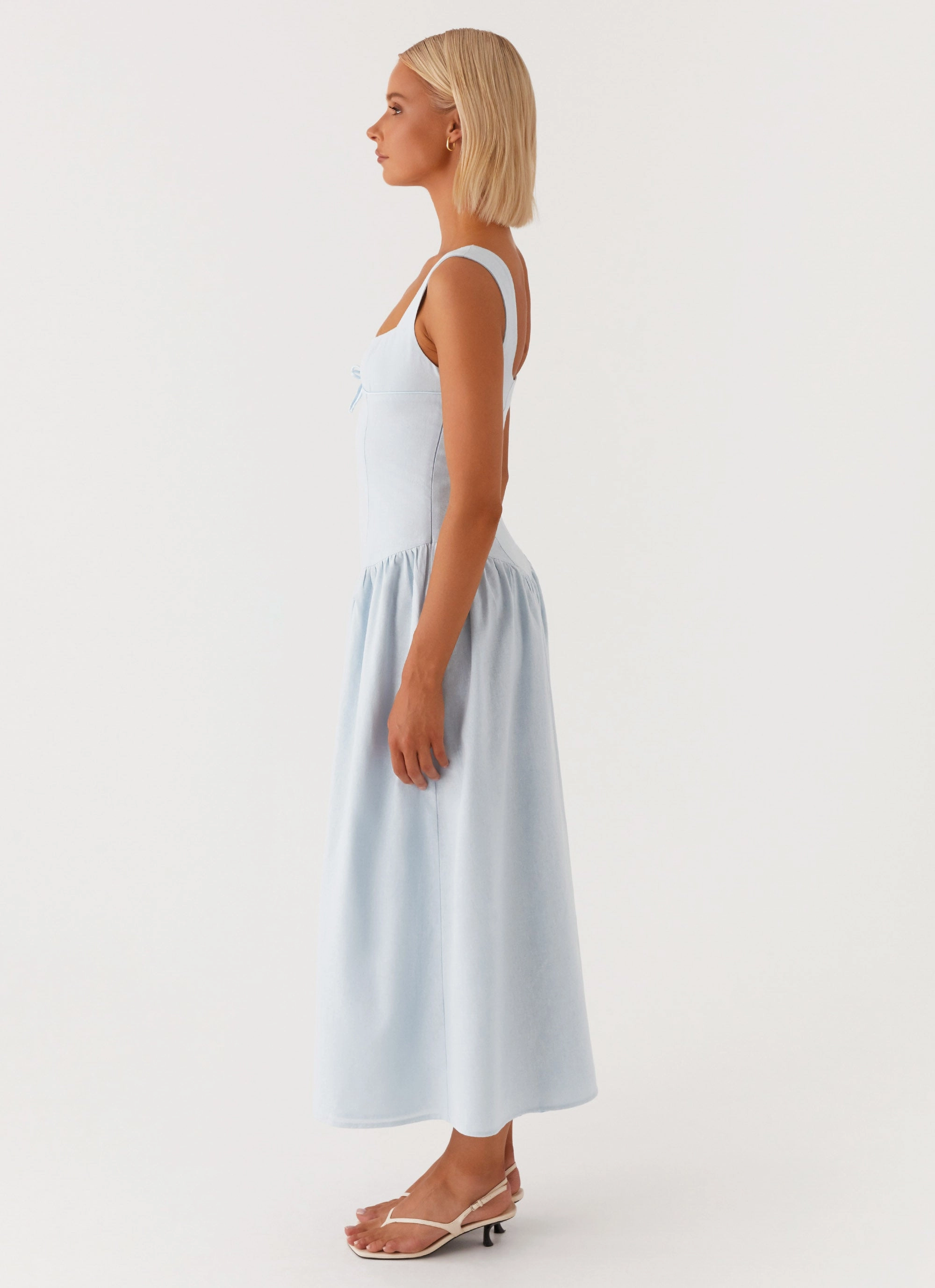 Suzie Midi Dress - Blue Relaxed and Effortless