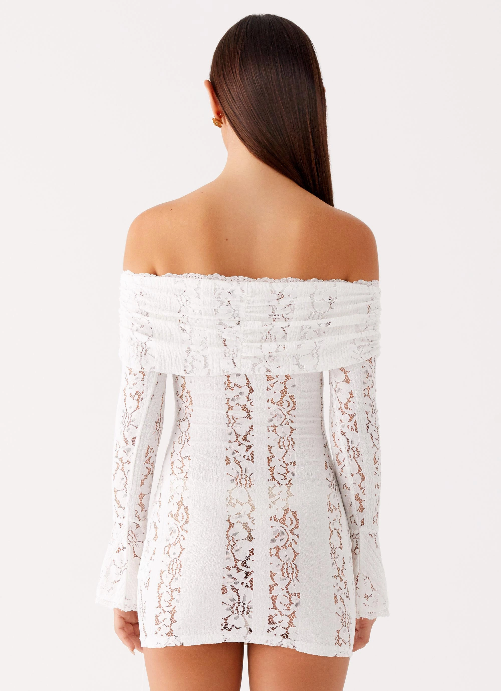 Cozy Vibe Syvanna Lace Mini Dress - White