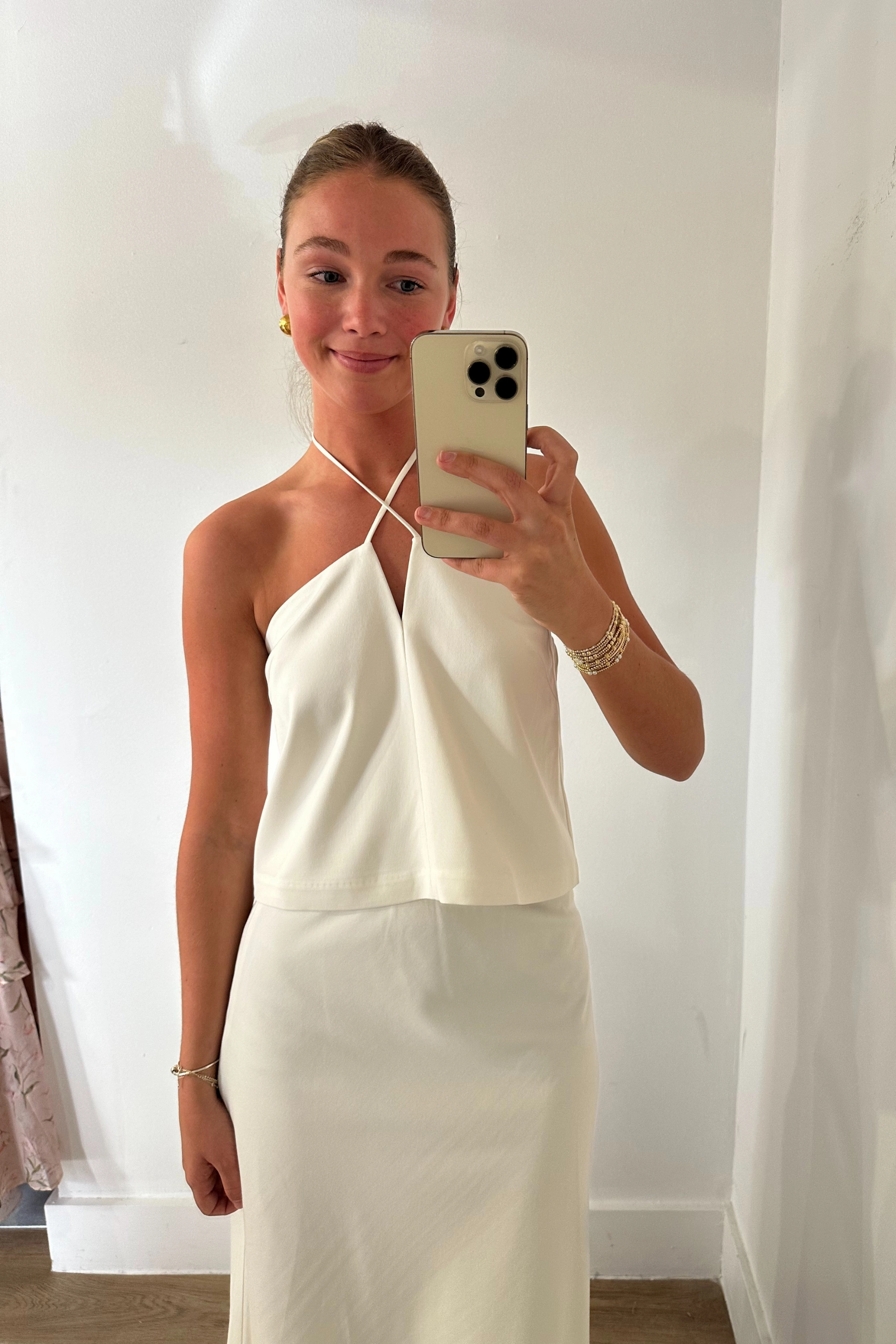 Comfortable Fabric Tatum V-Neck Top - White