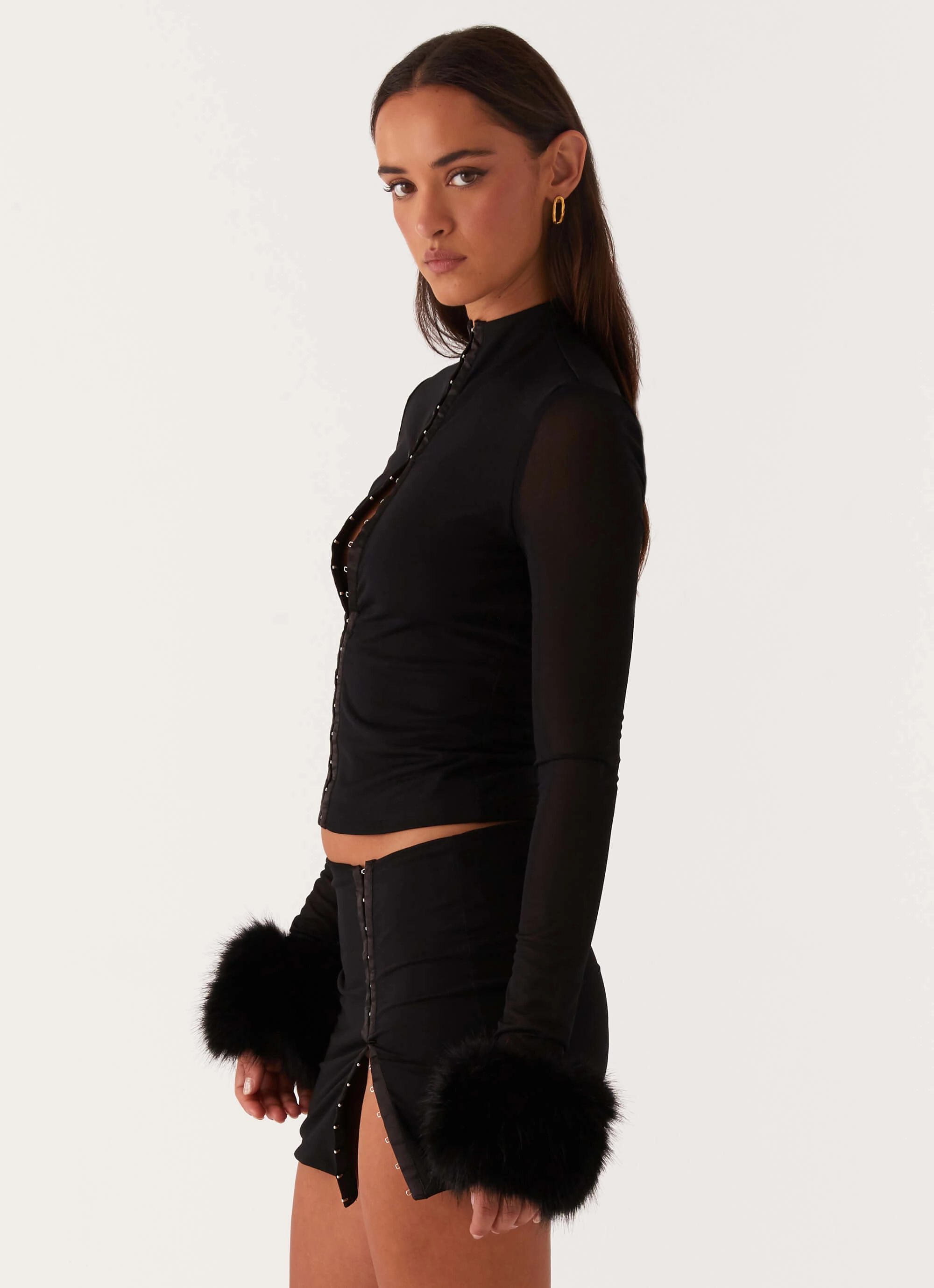 Seamless Knit Design Tayanna Fur Trim Long Sleeve Top - Black