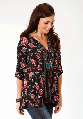Roper Womens Black Poly/Spandex Shark Bite Floral S/S Tunic Refined Aesthetic