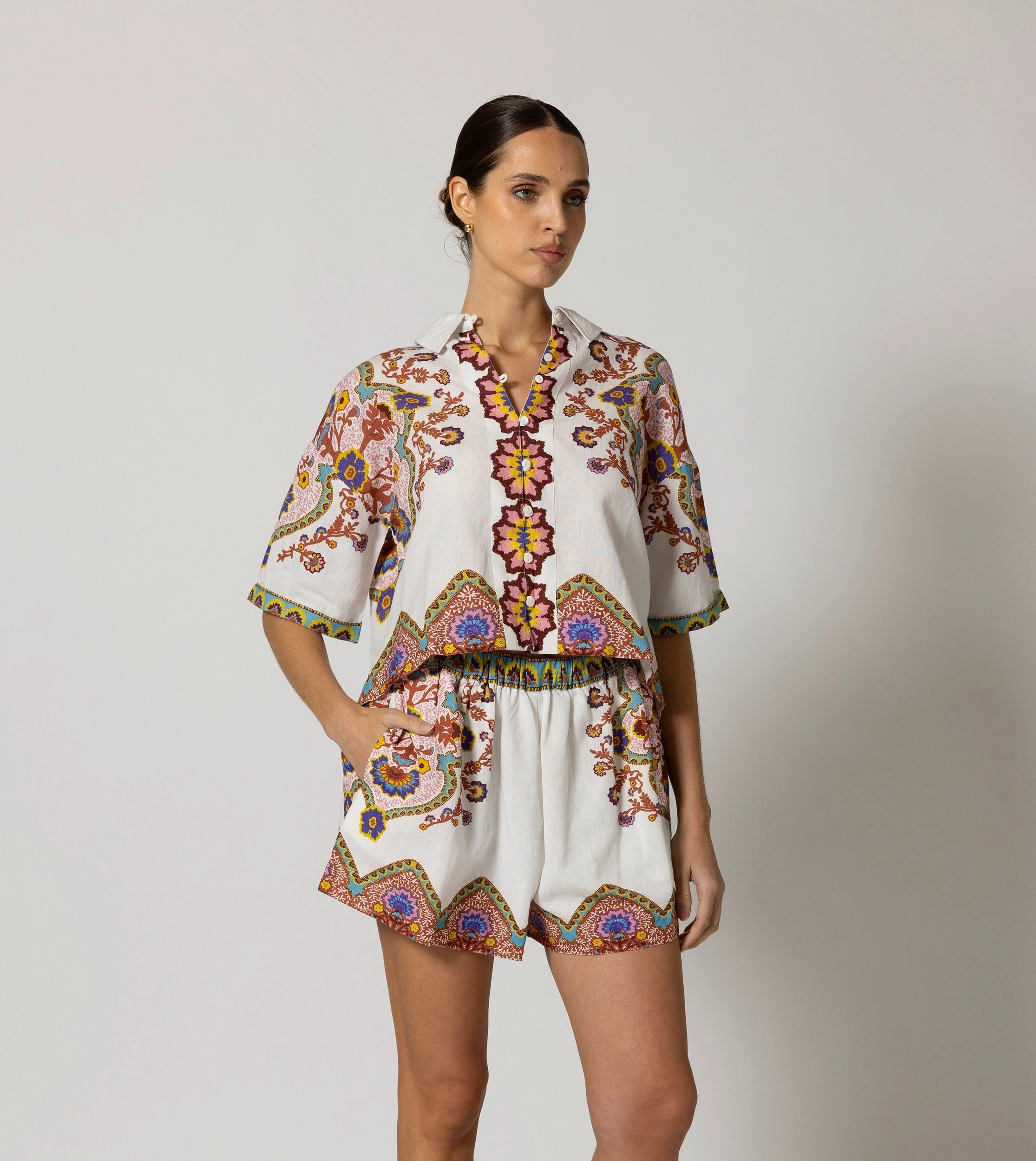 Jeni Blouse | Lagos Friction Resistant Edges Light material