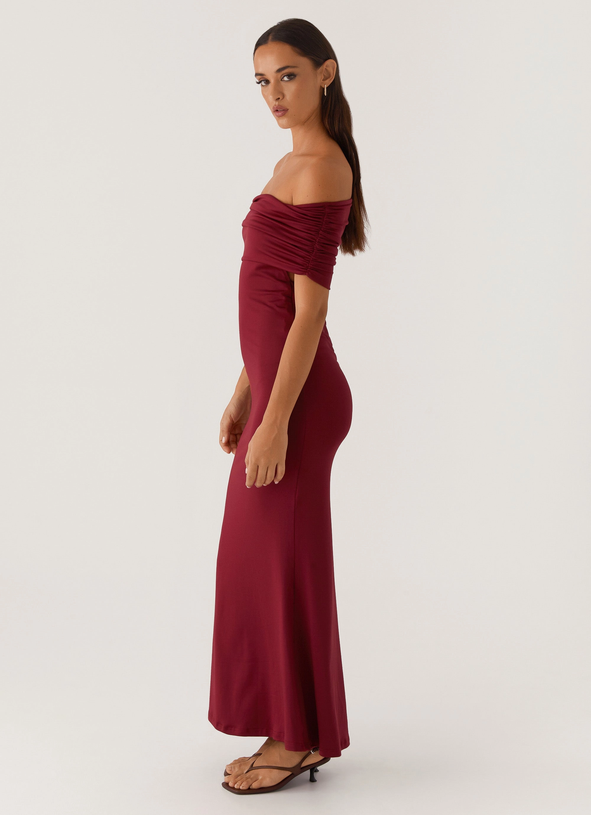 Chilly Comfort Maude Maxi Dress - Maroon