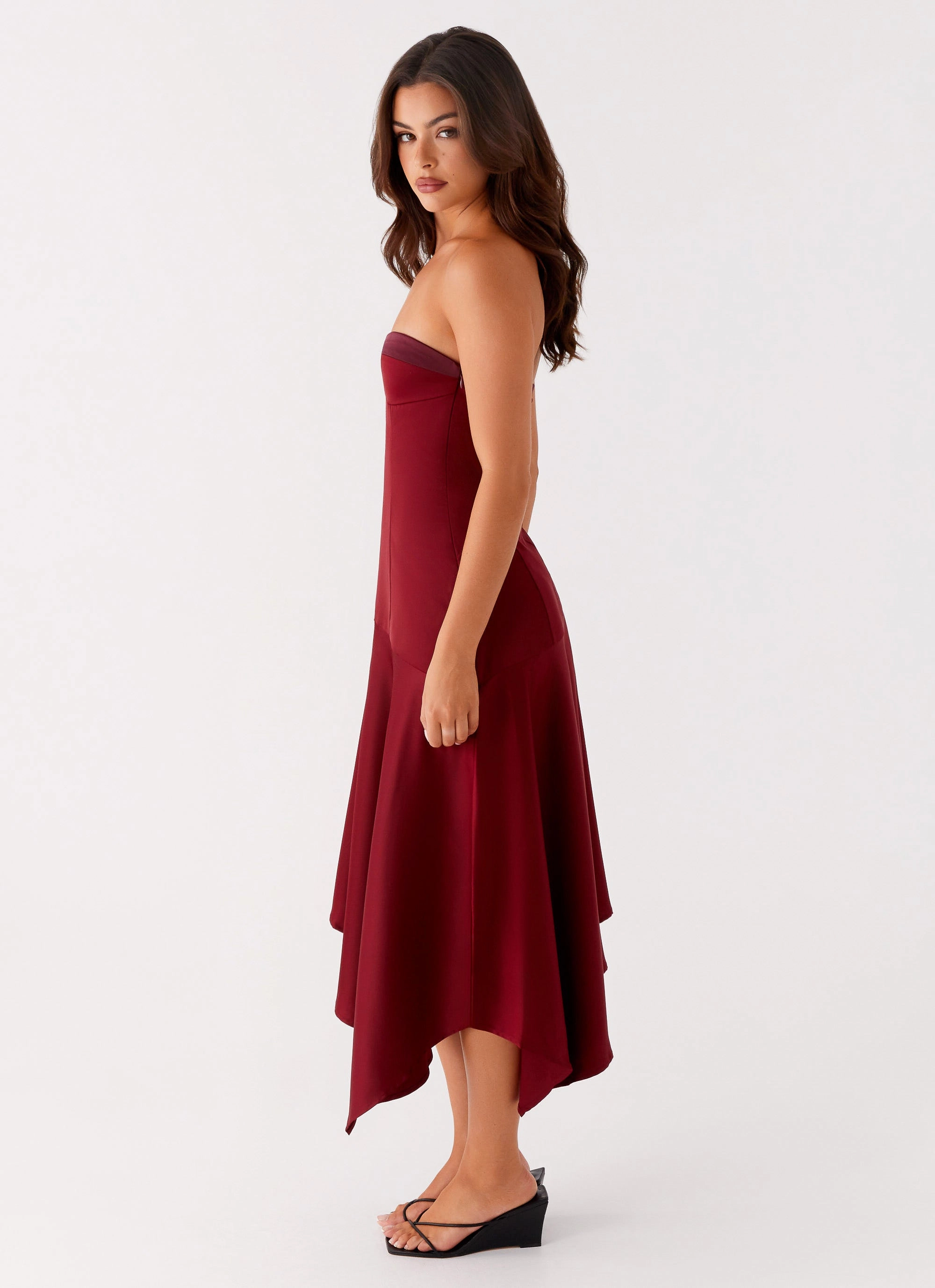 Velvet-Touch Essential Layer Matisse Midi Dress - Red