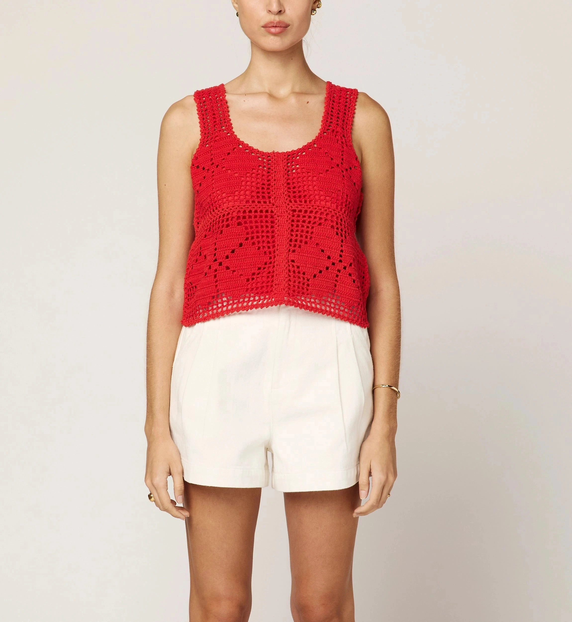 Contemporary Cut AntiSnagYarnProcessing Miyuki Crochet Top | Poppy Red