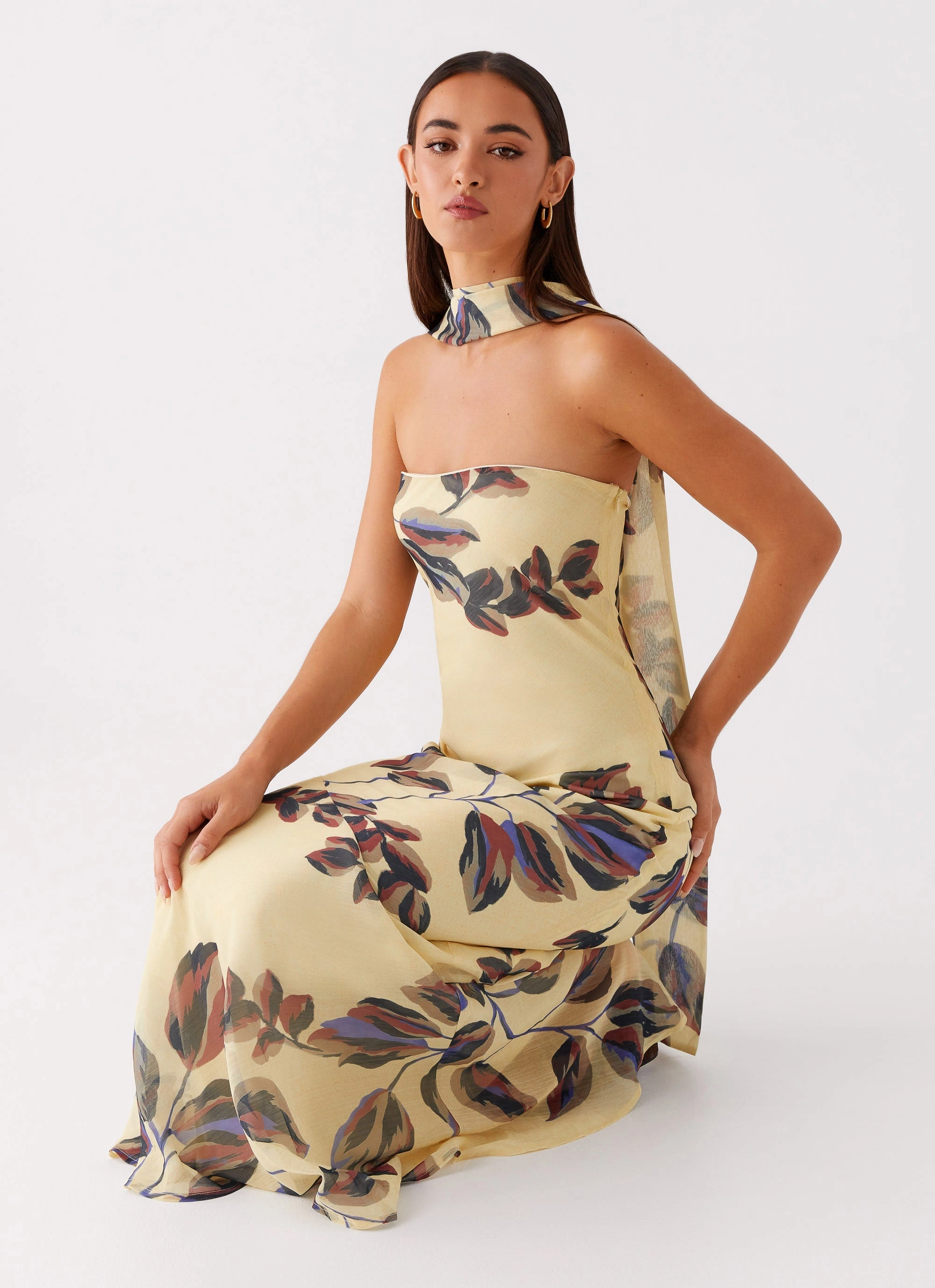 Under The Pagoda Maxi Dress - Buttercream Leaf Print Cotton Skin Shape Hug
