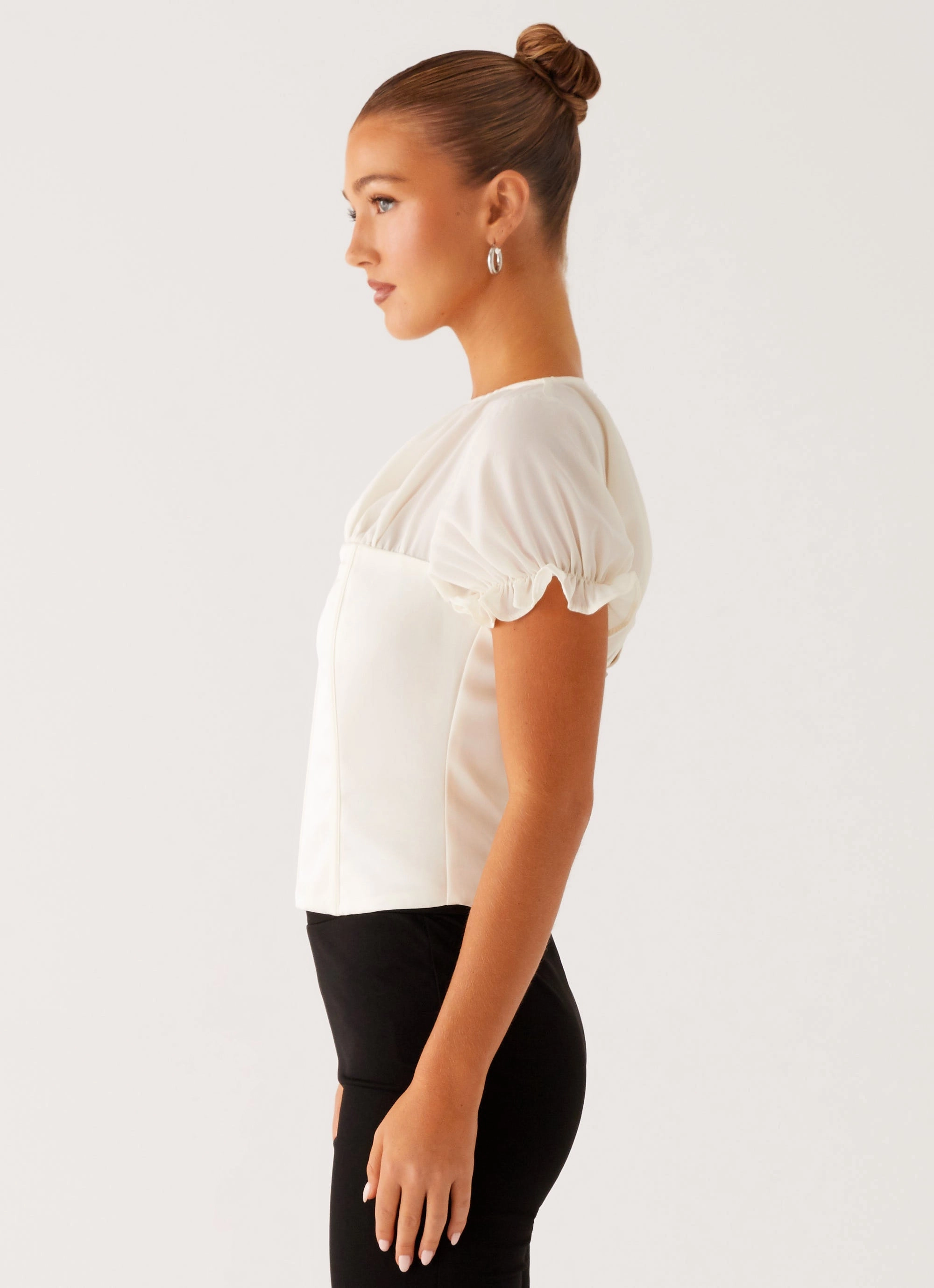 Avalee Top - Ivory Versatile Layering