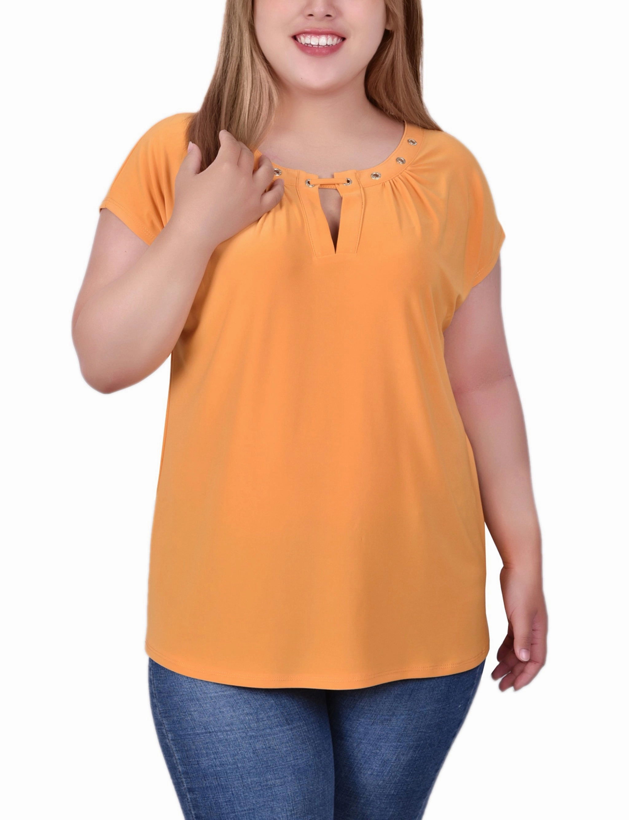 AdjustableDrawstring ZonalVentilation Plus Size Short Sleeve Grommet Top With Keyhole