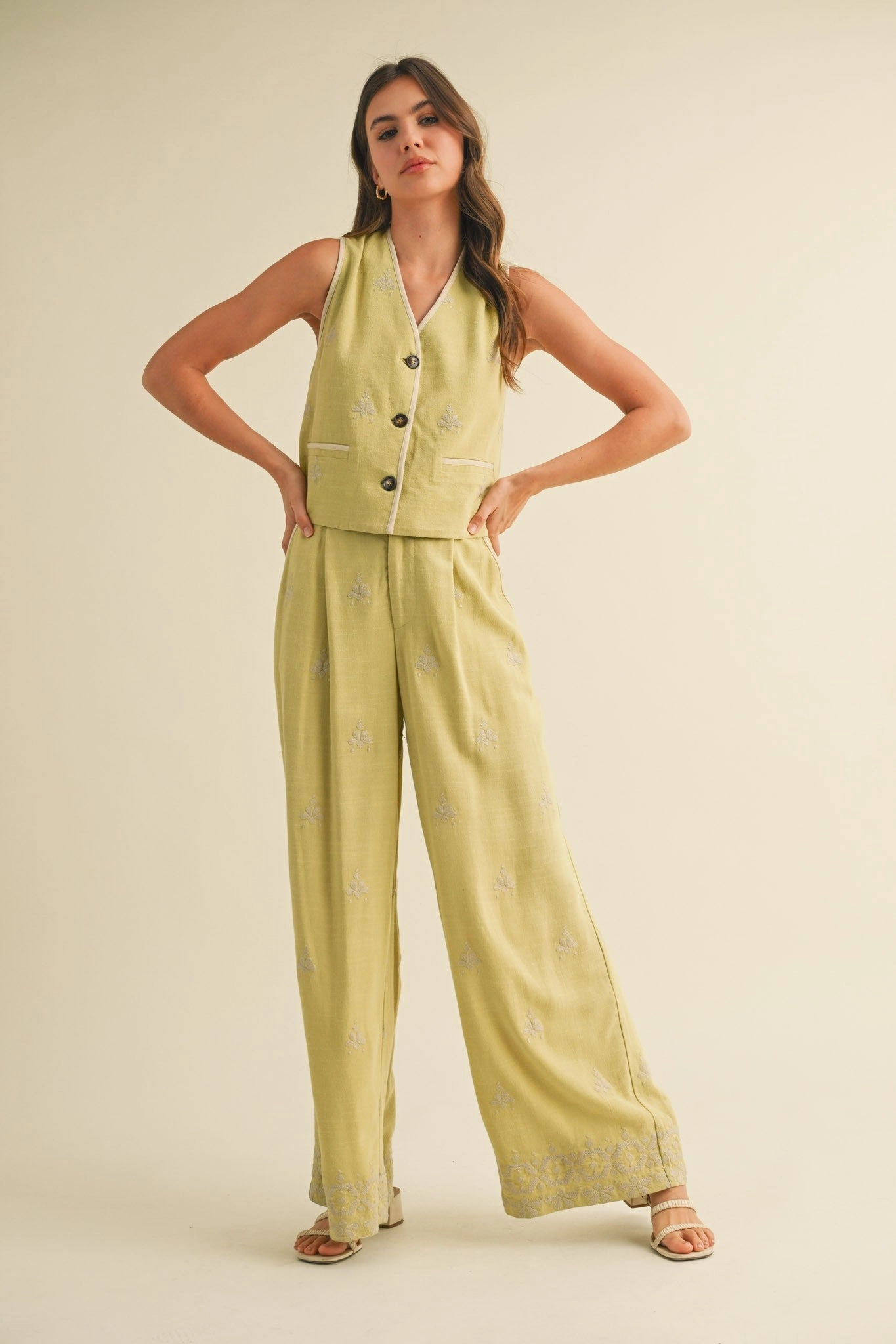 Embroidered Wide Leg Pant Set Quick Move WaterRepellent