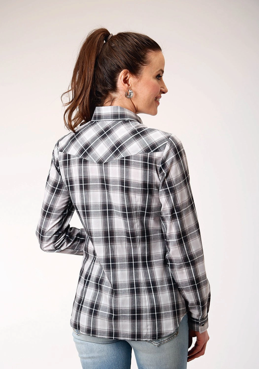Roper Womens 1881 Plaid Black/Aqua Cotton Blend L/S Shirt Wrinkle Resistant Material